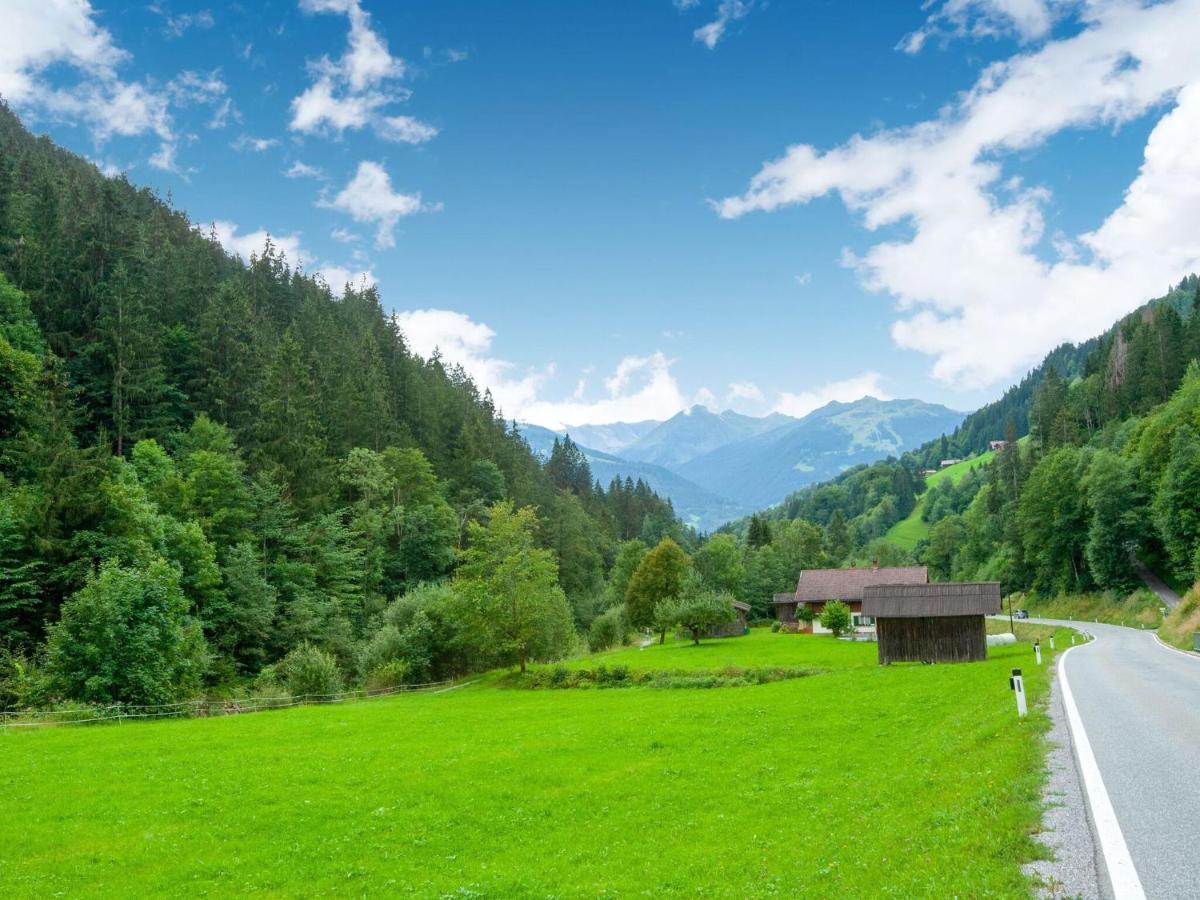Apartment On The Mountainside In Silbertal Exteriör bild