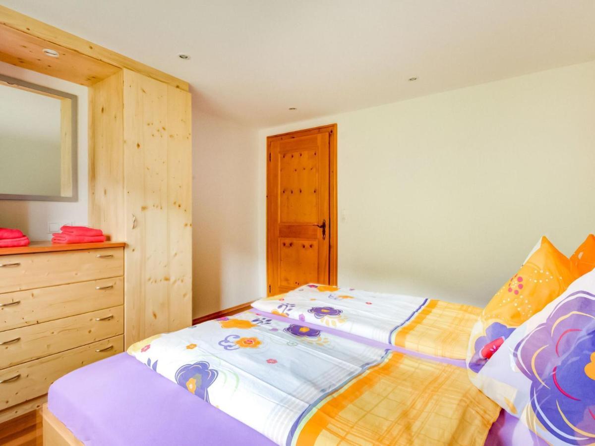 Apartment On The Mountainside In Silbertal Exteriör bild