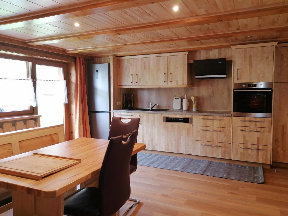 Apartment On The Mountainside In Silbertal Exteriör bild