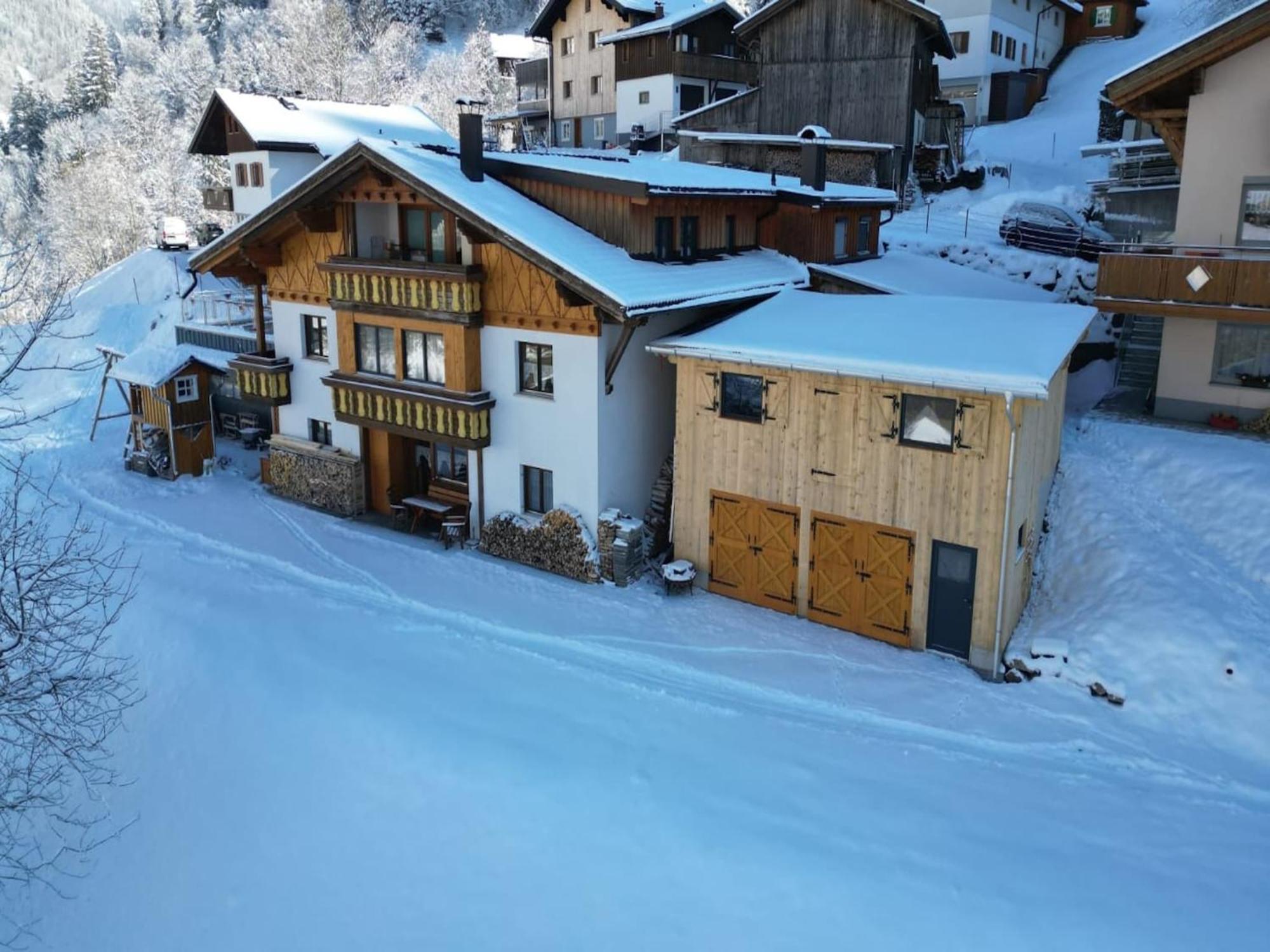 Apartment On The Mountainside In Silbertal Exteriör bild